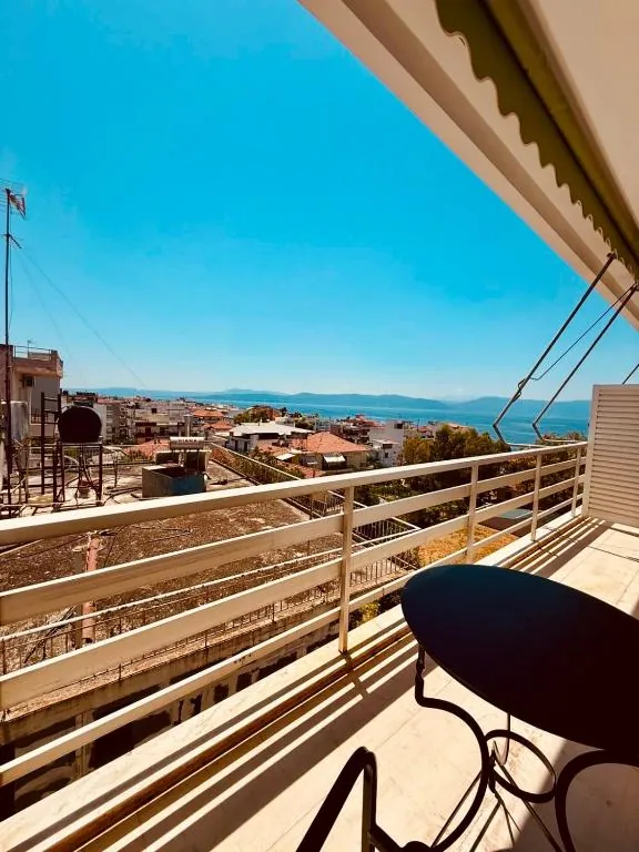 Δίκλινο με Θέα στην Πόλη – Alexiou Studios, Loutra Edipsou